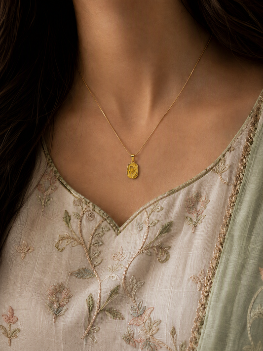 Roselle Necklace